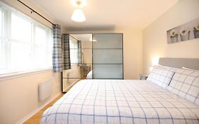 Edinburgh Palace Apartment