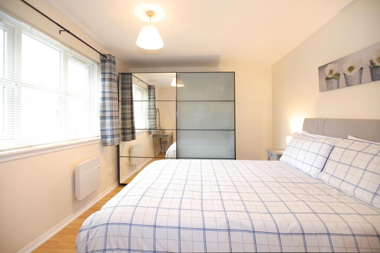 Edinburgh Palace Apartment Exterior foto